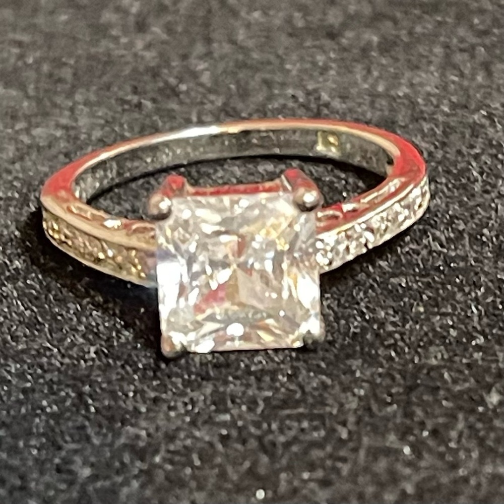 Lia Sophia Eye Opener ring with 5cts. of clear CZ Size 8